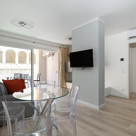 Hurban Ghiberti 6 Park Apartment Trieste